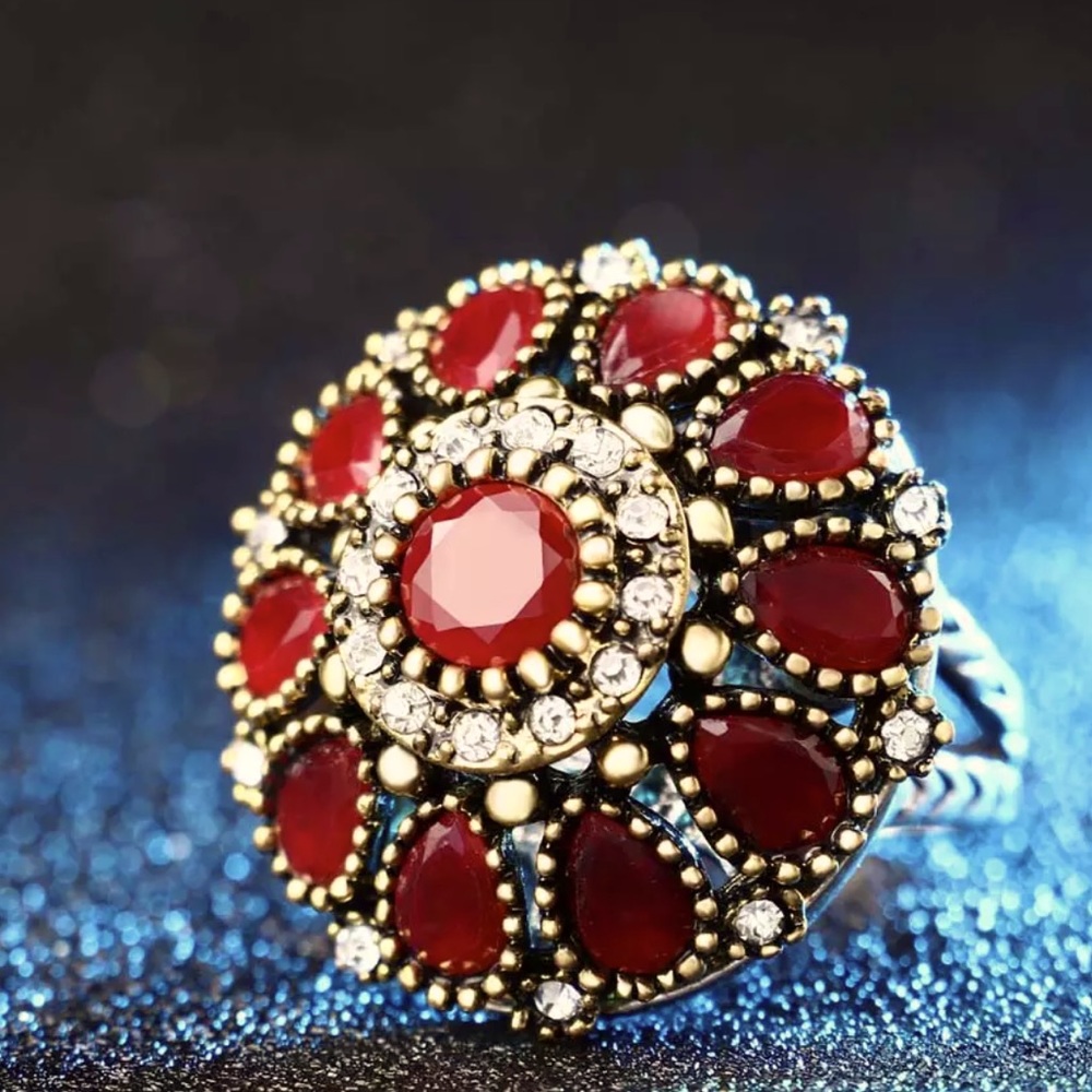 🌹Tibetan/BOHO Ornate Ruby Red Statement Ring🌹